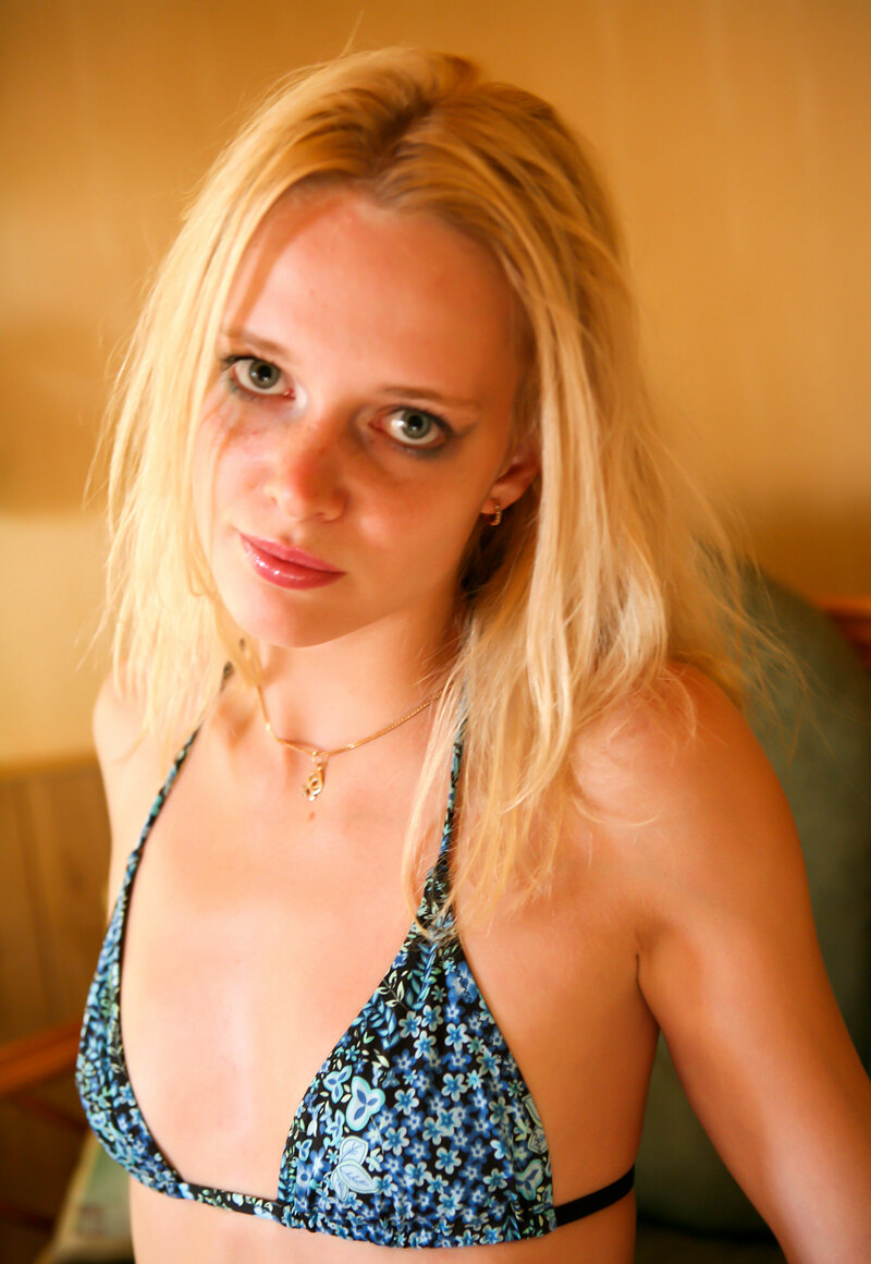 Христина, 24